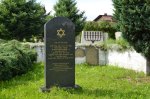 Pomnik na cmentarzu ydowskim w Ktach