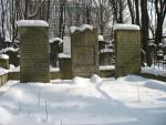 groby cadyków z Białej Rawskiej na cmentarzu w Warszawie