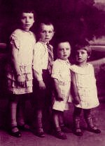 Dzieci Mosze Arona Michaowskiego. Caa czwrka zgina podczas Holocaustu